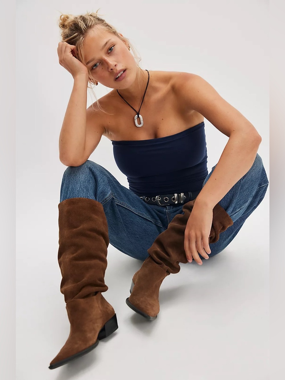 Free People Levi’s Low Loose Jeans - Picture 2 of 9